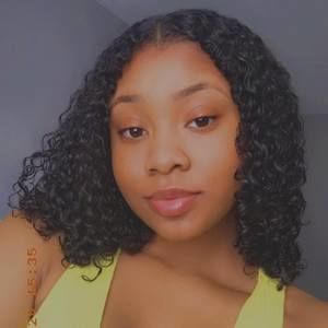 Meet your Posher, Acadia